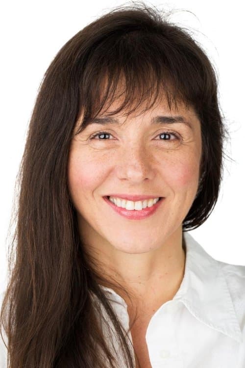 A portrait of Dilek Gür