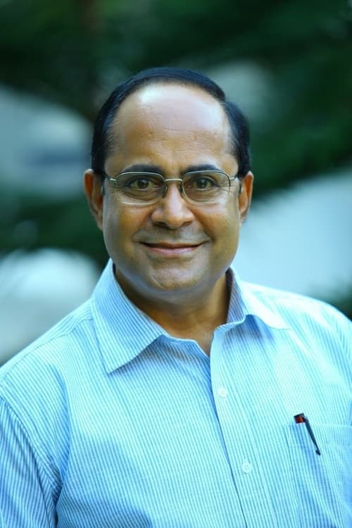 Dinesh Panicker photo
