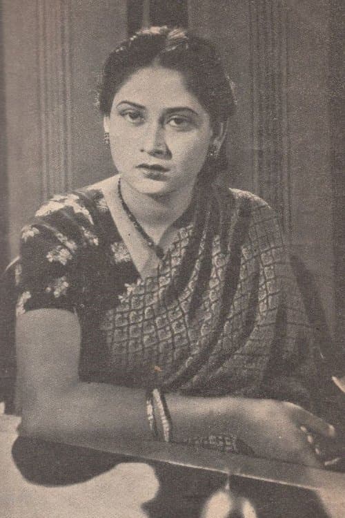 Dipti Roy photo