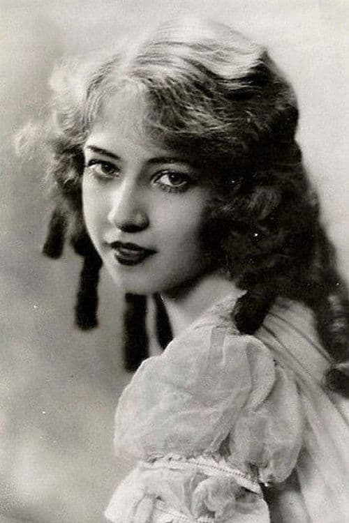 Doris Lloyd photo