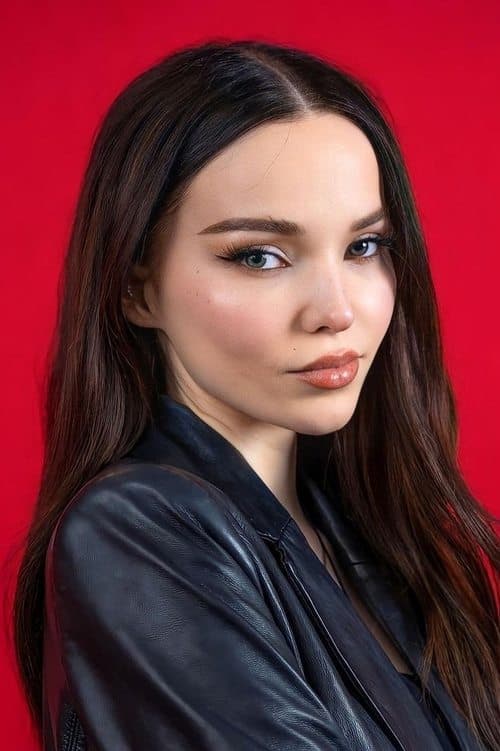 Dove Cameron photo