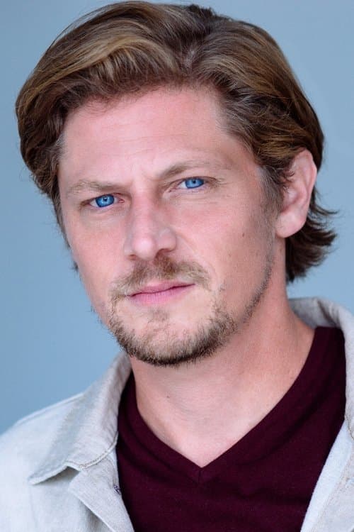 Drew James photo