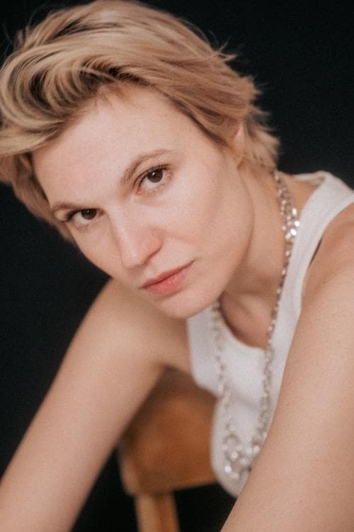 Elena Wolff photo
