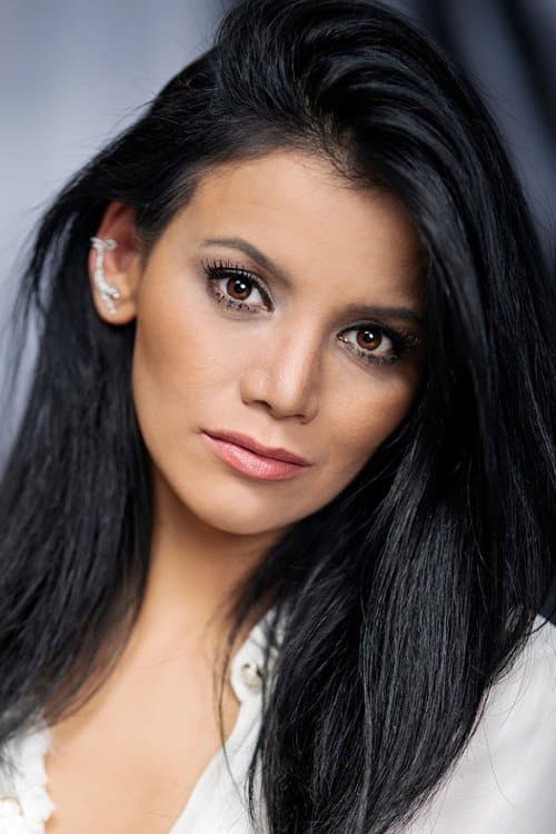 Elham Erfani photo