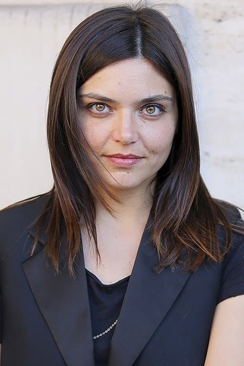 A portrait of Elisa Fuksas