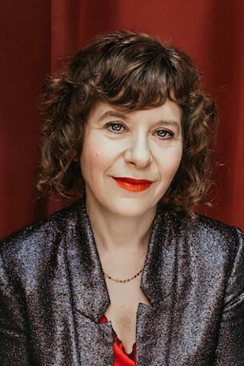 A portrait of Elisabeth Subrin