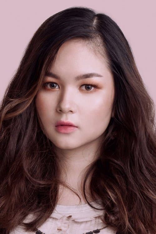 Eliza Pineda photo