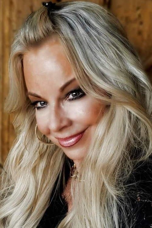 Elizabeth Reiners photo