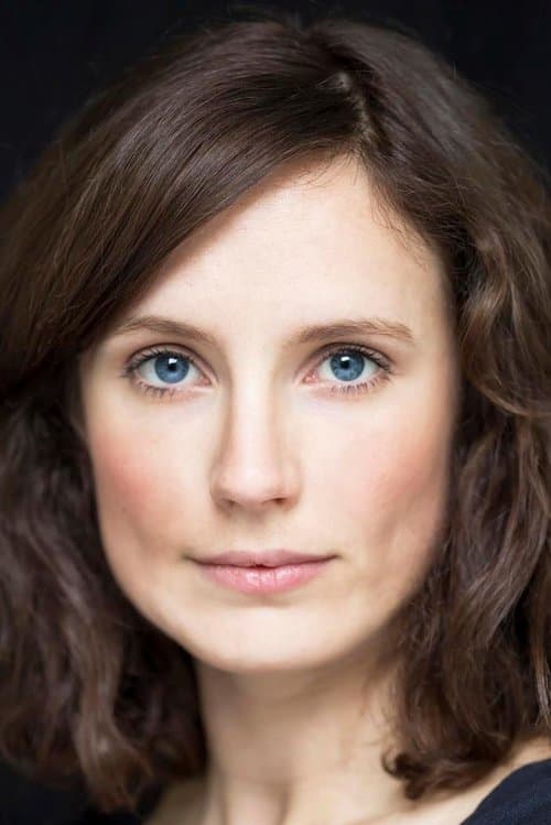 Ella Becroft photo