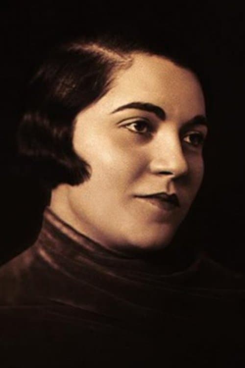 Ella Gombaszögi photo