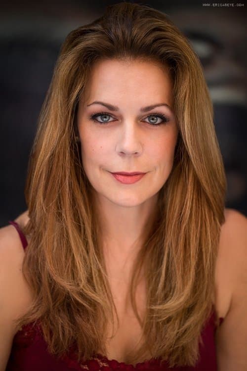 Elle Matarazzo photo