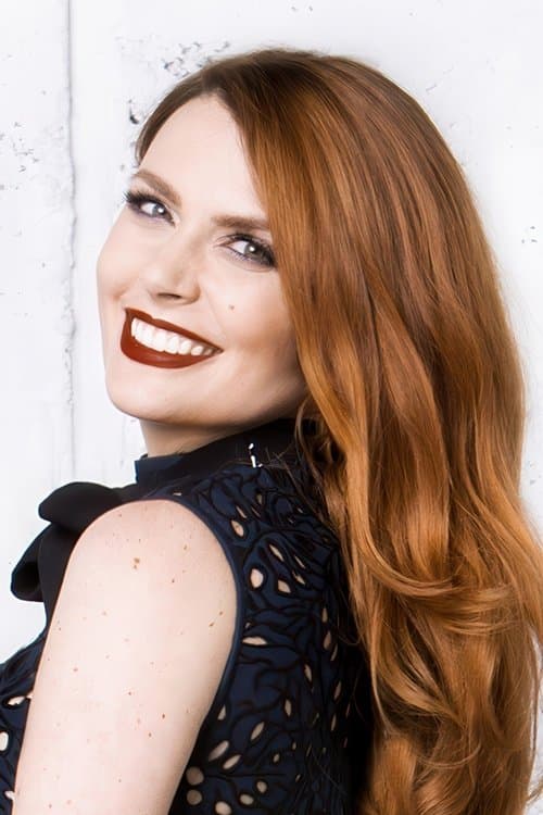 Élodie Frégé photo