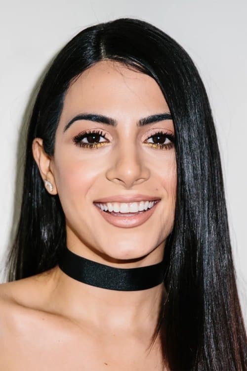 Emeraude Toubia photo