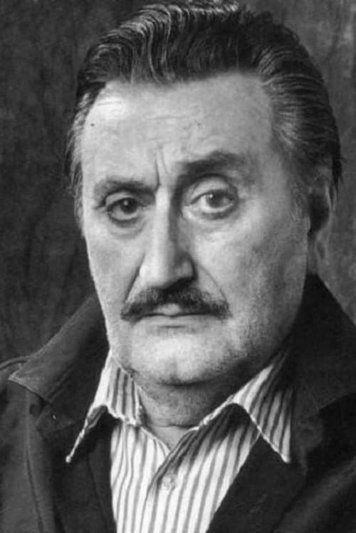 Emilio Laguna photo