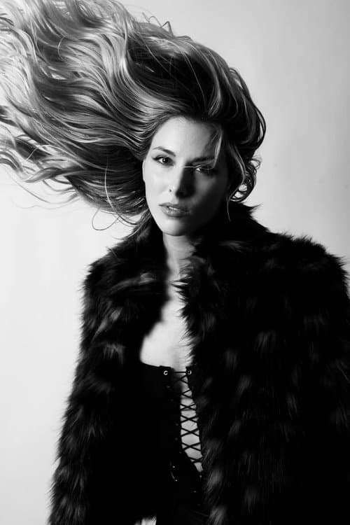 Emily Brooks photo