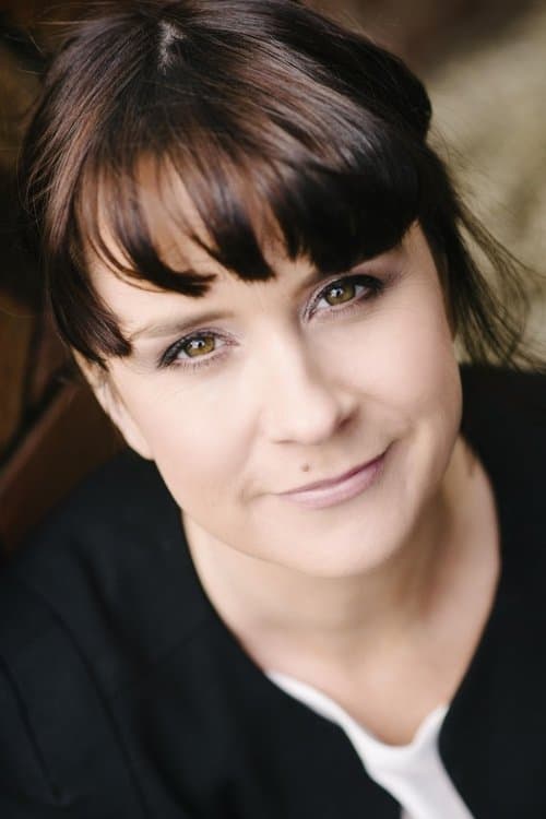 Emily Taheny photo