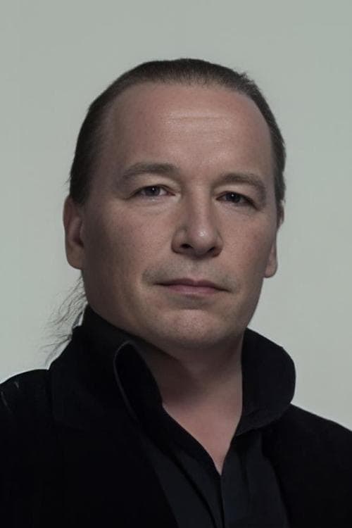 Emppu Vuorinen photo