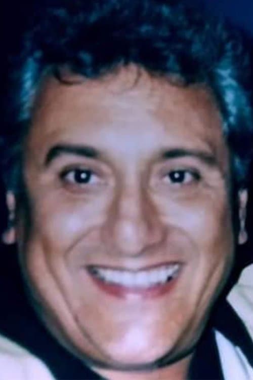 A portrait of Enrique Gómez Vadillo