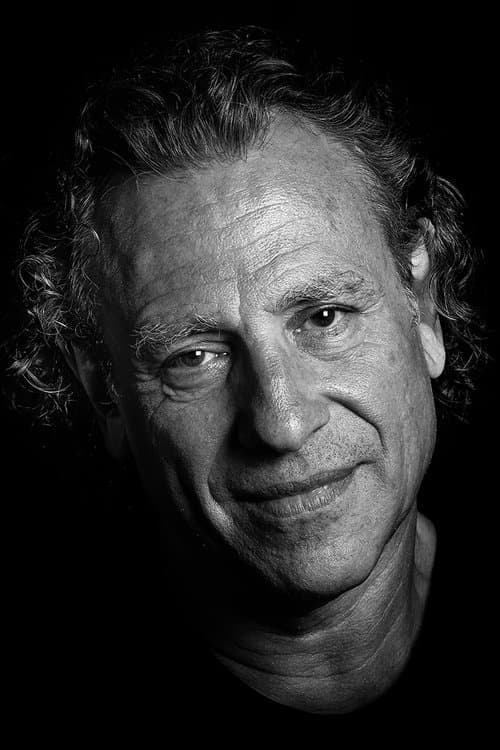 Enrique Simón photo
