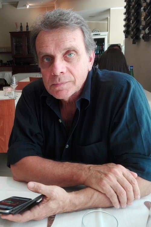 A portrait of Enzo Monteleone