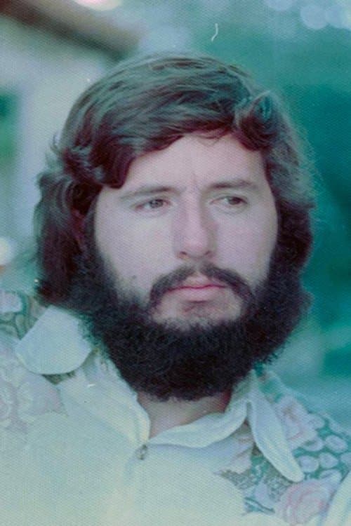 A portrait of Eric Louzil
