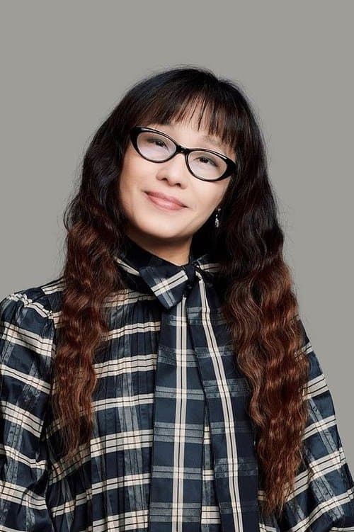 A portrait of Erica Li