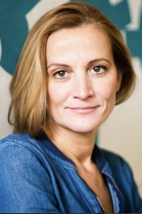 Estelle Larrivaz photo