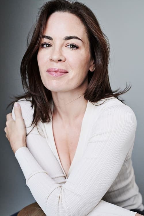 Eve Macklin photo