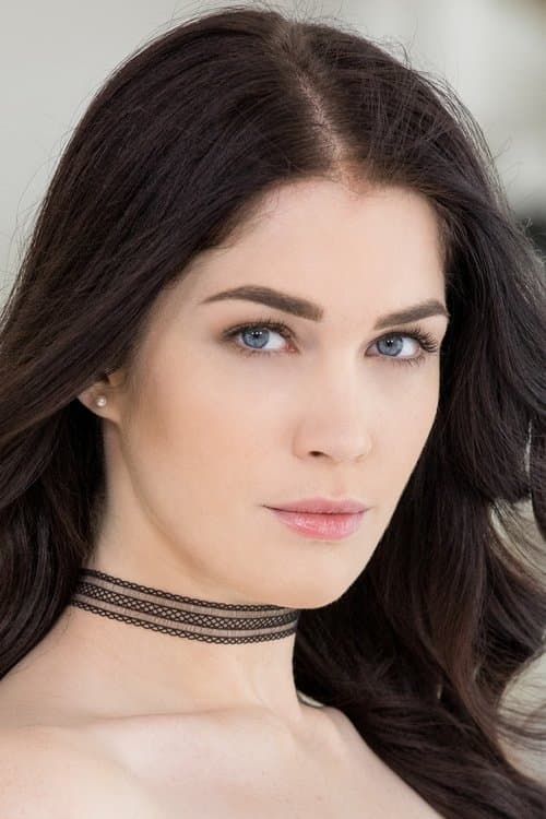 Evelyn Claire photo