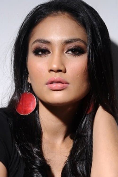 Fasha Sandha photo