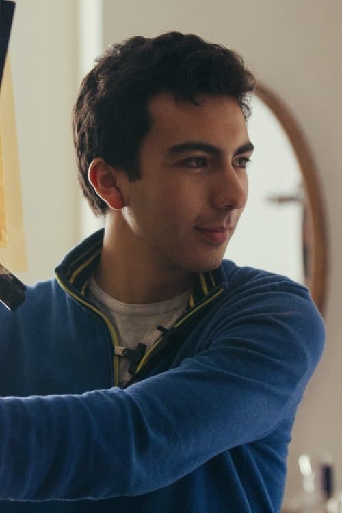 A portrait of Felipe Vargas