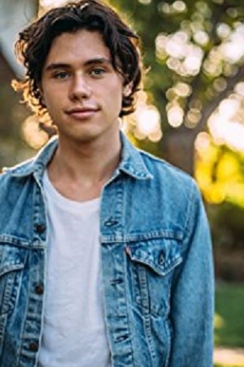 Finn Roberts photo