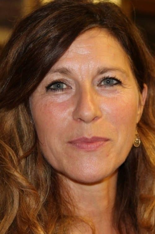 A portrait of Finola Geraghty