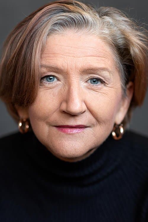 Fiona Stewart photo