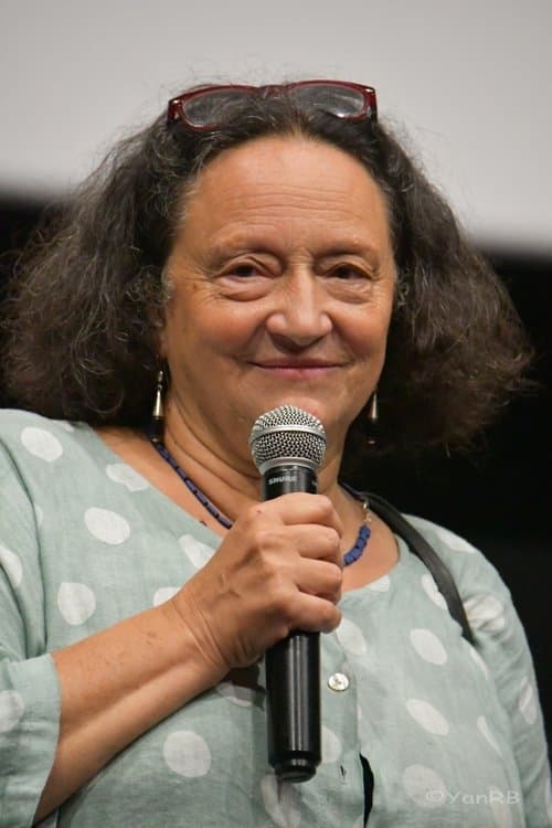 A portrait of Florence Miailhe