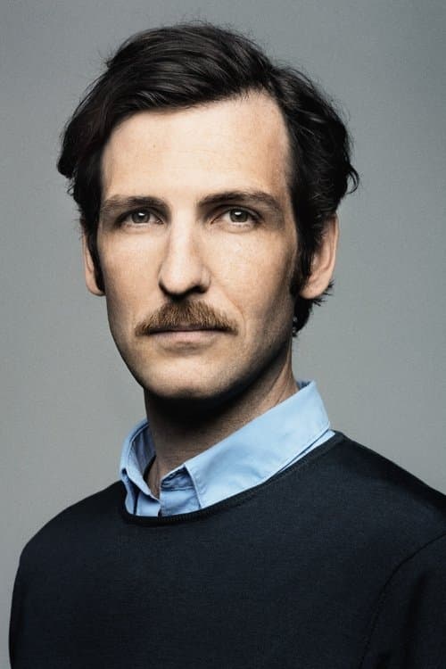 A portrait of Florian Cossen