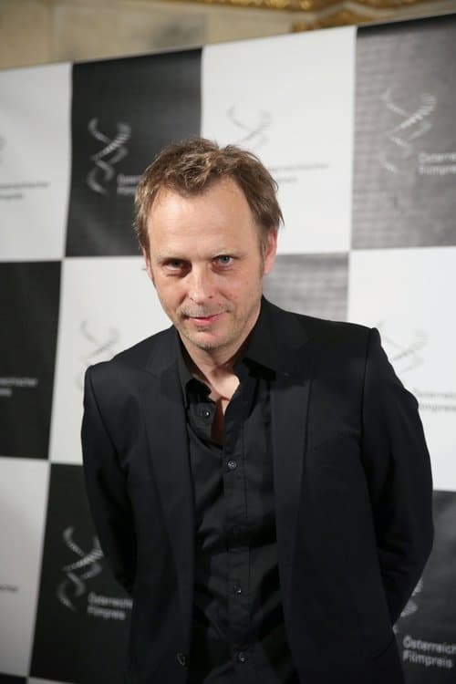 A portrait of Florian Flicker