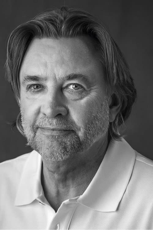 A portrait of Frank Van Laecke