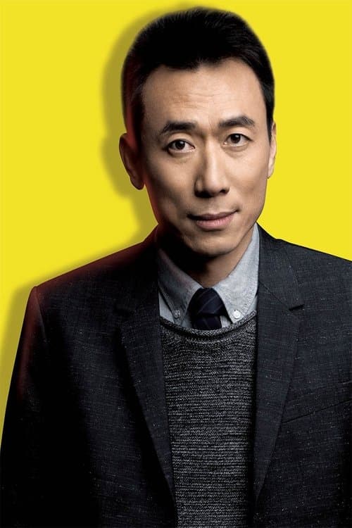 A portrait of Gary Wang