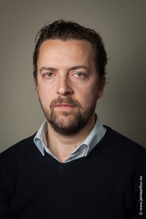 A portrait of Geoffrey Enthoven