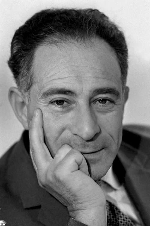 A portrait of Georgi Natanson