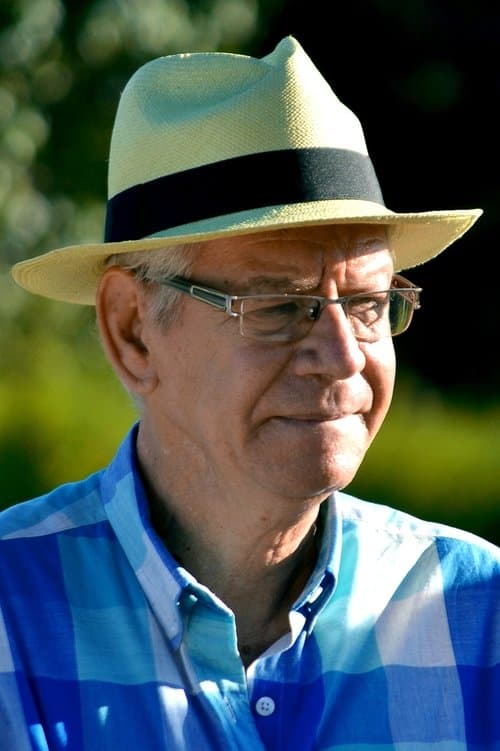 A portrait of Gerardo Chijona
