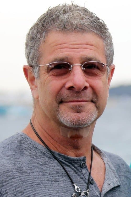 A portrait of Gil Junger