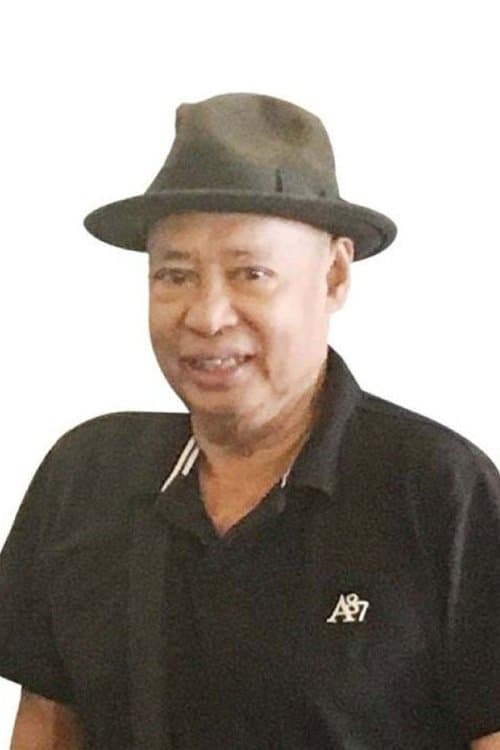 A portrait of Gil Portes