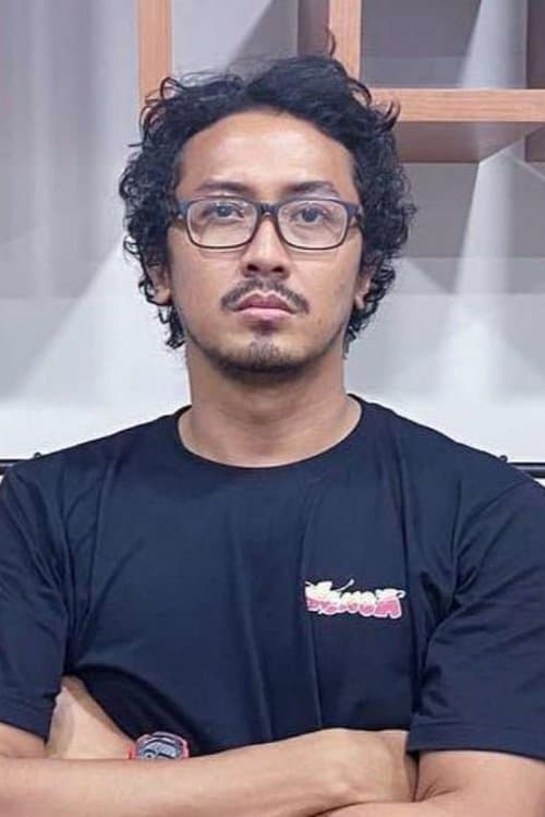 Gilang Bhaskara photo