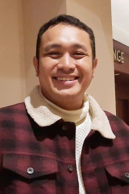 Gilang Dirga photo