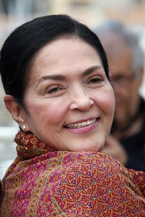 Gina Pareño photo