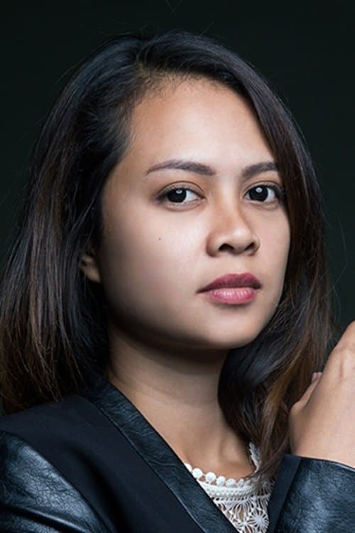A portrait of Ginanti Rona
