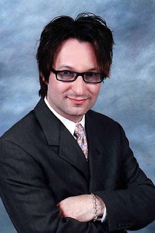 A portrait of Greg Carson