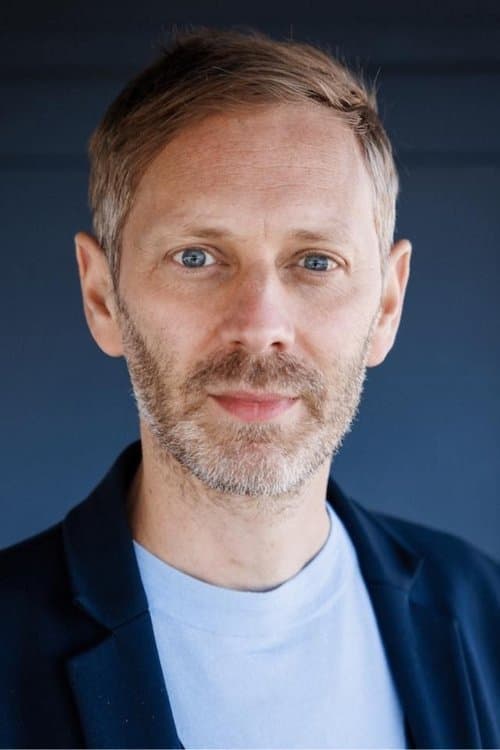 A portrait of Guillaume Senez